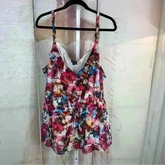 NWT Torrid Size 5 Chiffon Clip Dot Ruffle Tiw Waist Tank 100% Polyester - Picture 2 of 8